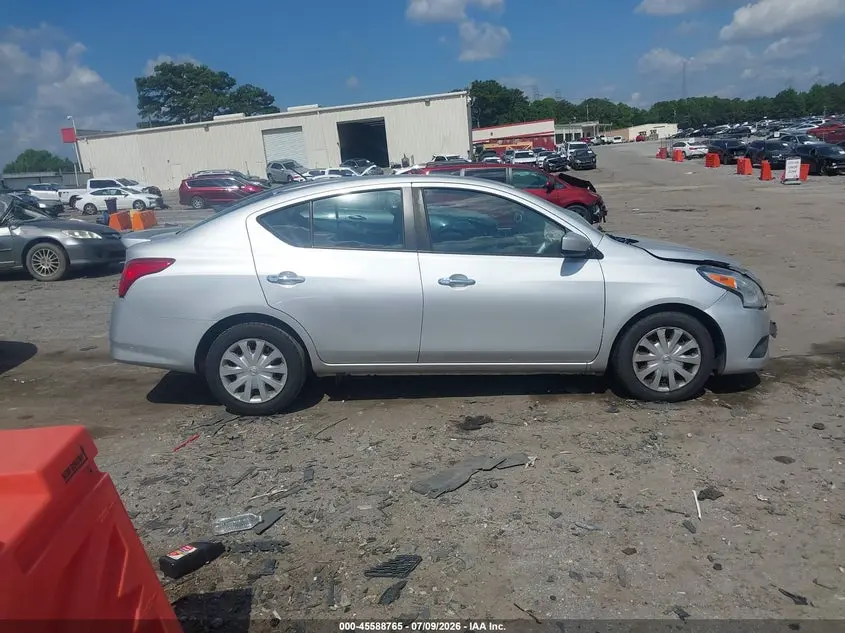 2017 NISSAN VERSA 1.6 SV