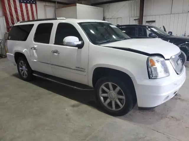 2011 GMC YUKON XL DENALI  