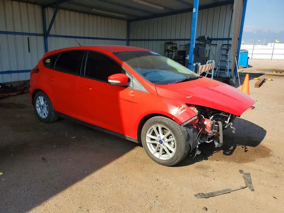 2016 FORD FOCUS SE  
