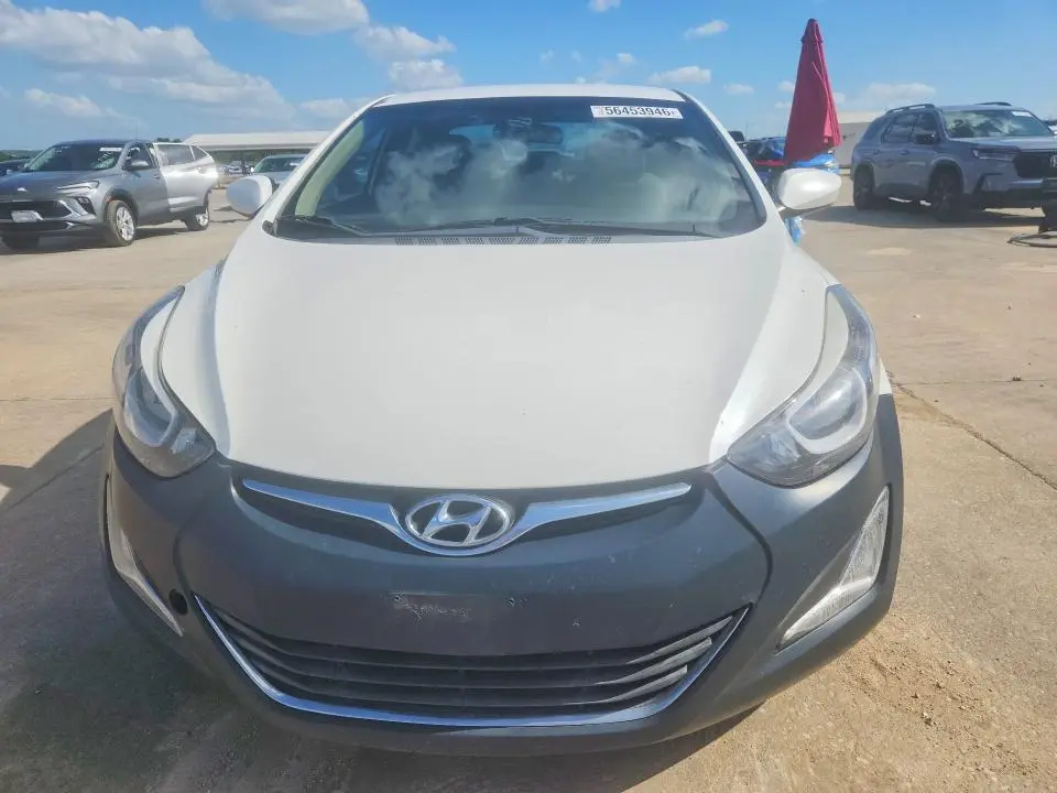2014 HYUNDAI ELANTRA SE  