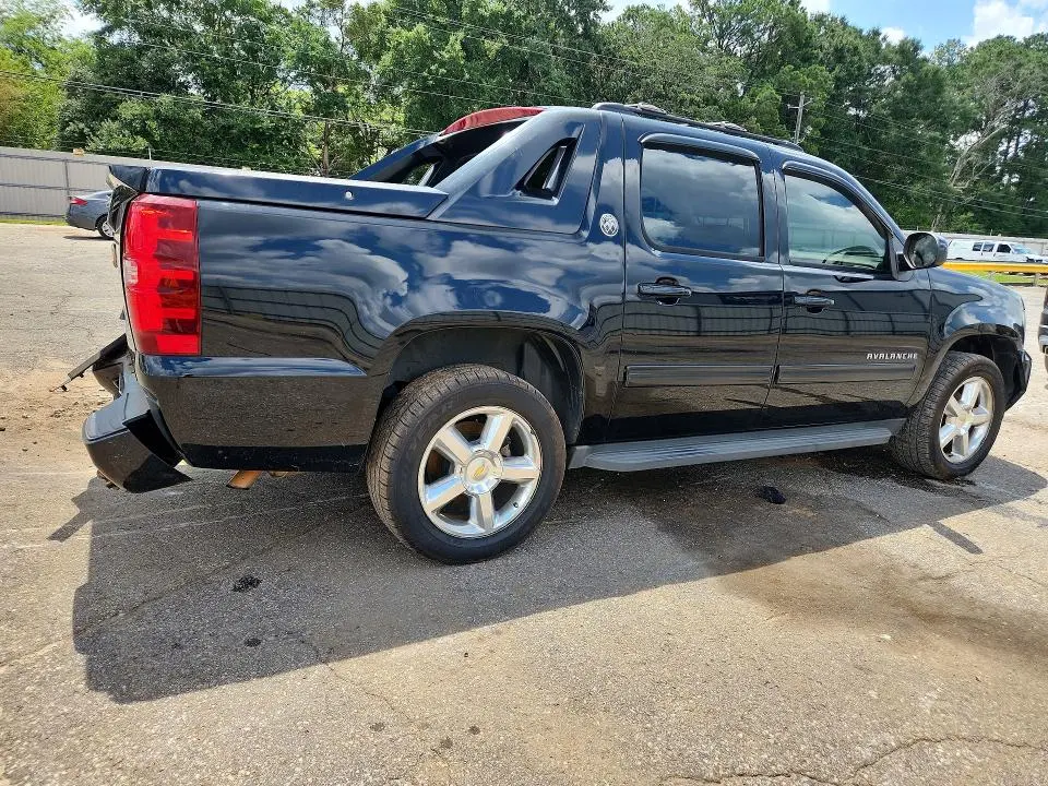 2013 CHEVROLET AVALANCHE LT  
