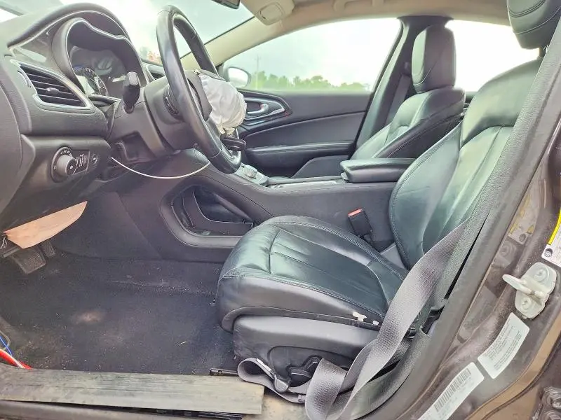 2015 CHRYSLER 200 C  