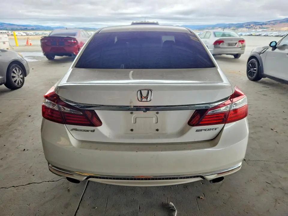 2016 HONDA ACCORD SPORT  