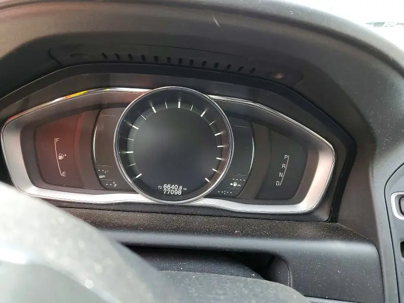 2017 VOLVO XC60 T5 DYNAMIC  