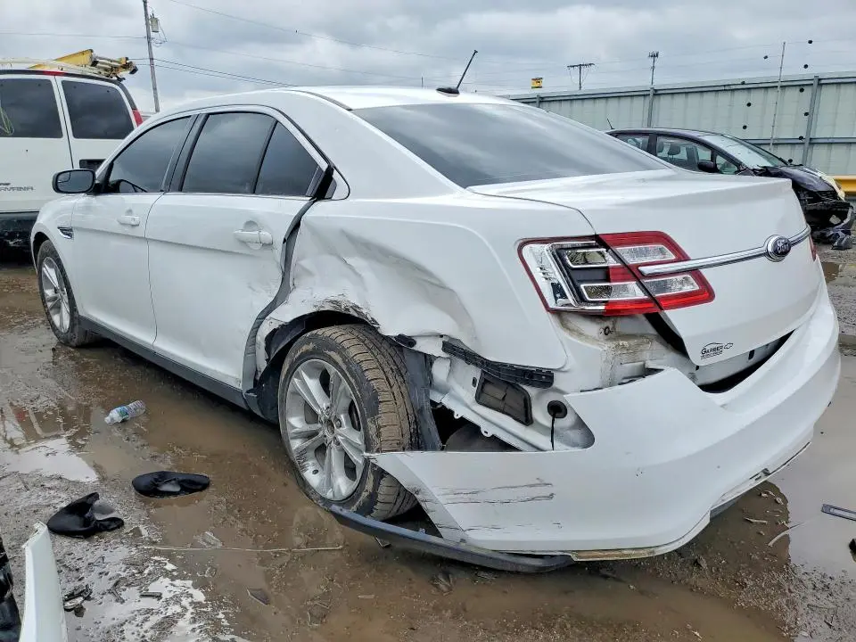 2013 FORD TAURUS SEL  