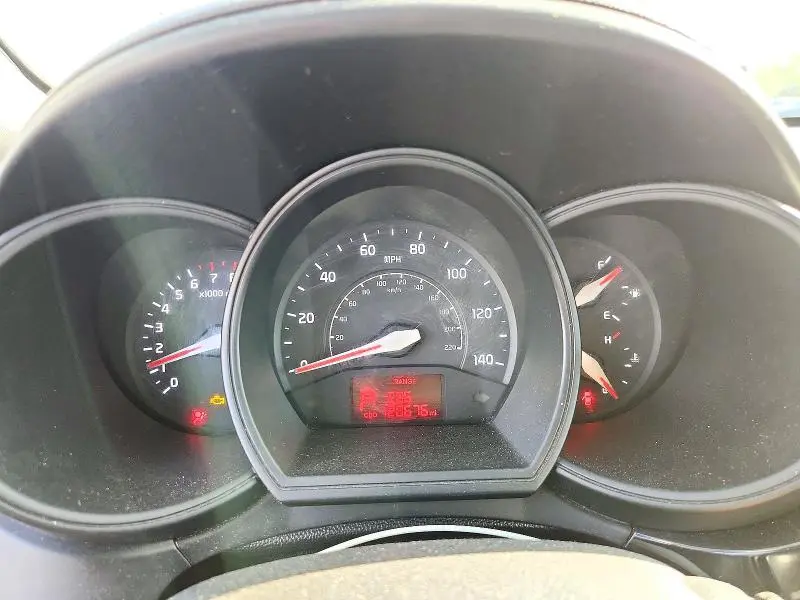 2016 KIA RIO LX  