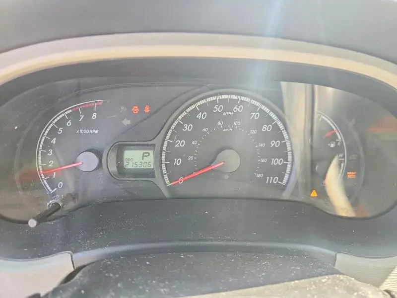 2013 TOYOTA SIENNA LE  