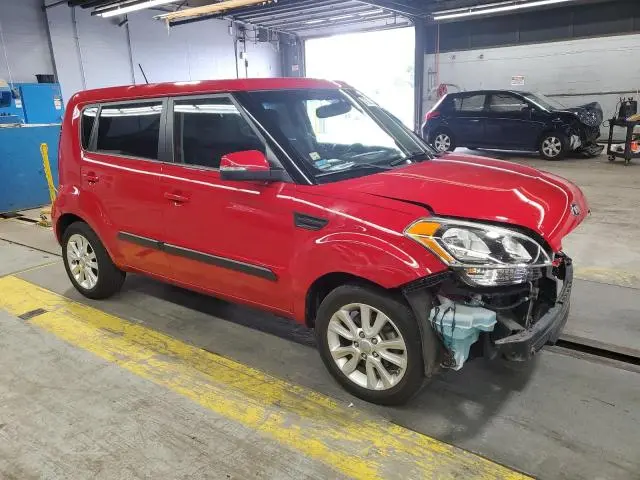 2013 KIA SOUL +  