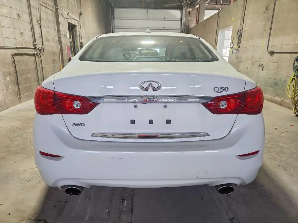 2015 INFINITI Q50 PREMIUM  