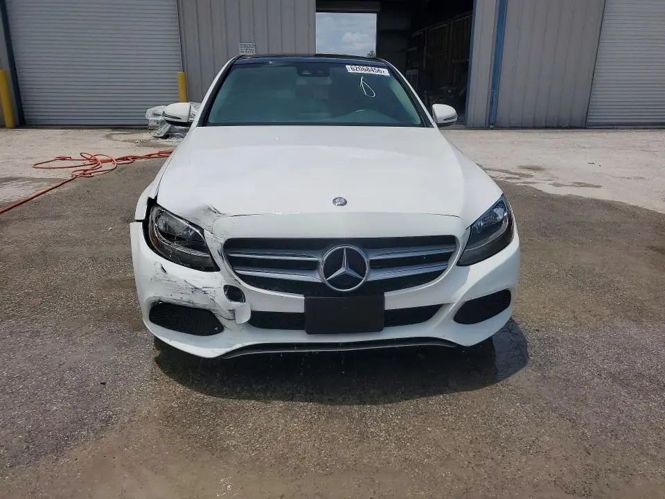 2017 MERCEDES-BENZ C 300  