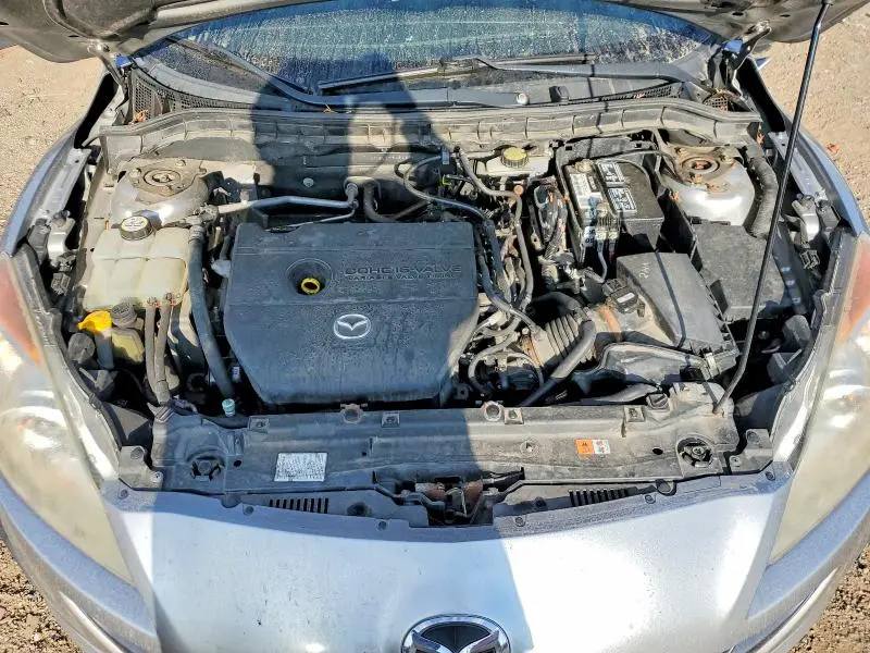 2011 MAZDA 3 S  