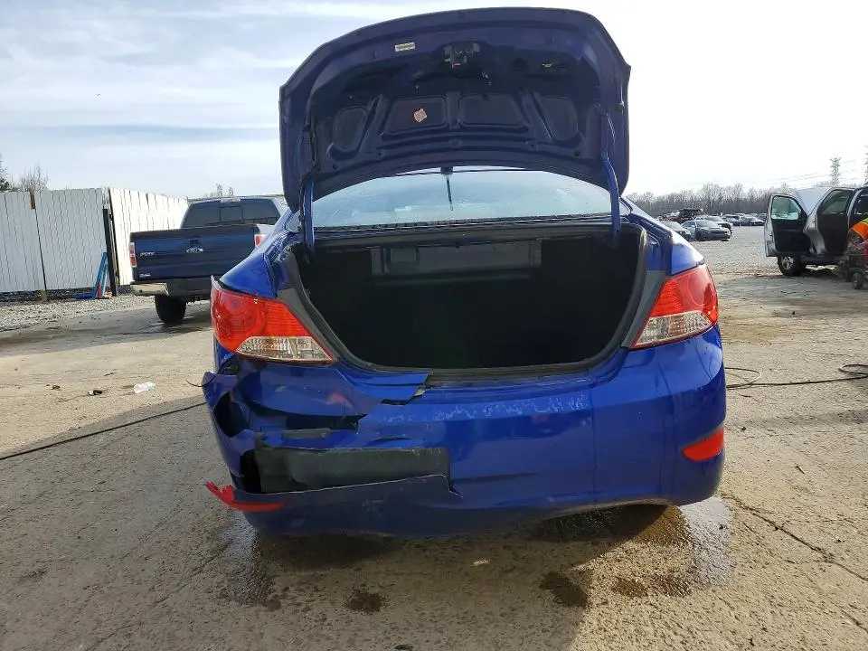 2014 HYUNDAI ACCENT GLS  