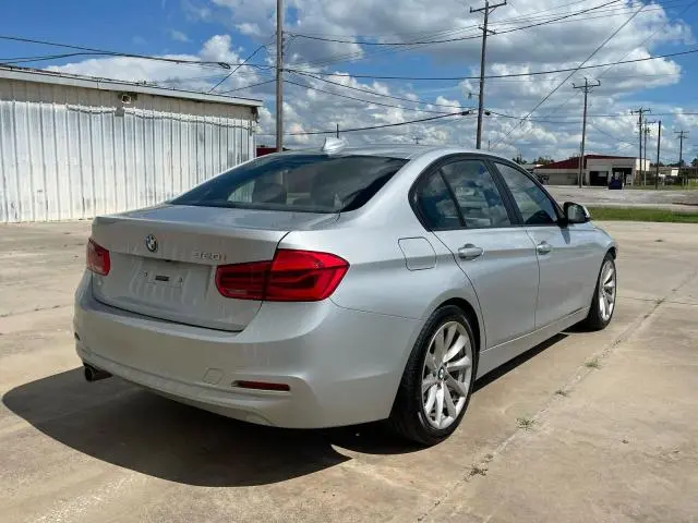 2018 BMW 320 I  