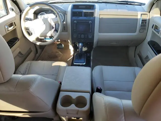 2010 FORD ESCAPE LIMITED  