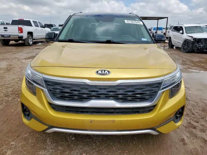 2021 KIA SELTOS S  