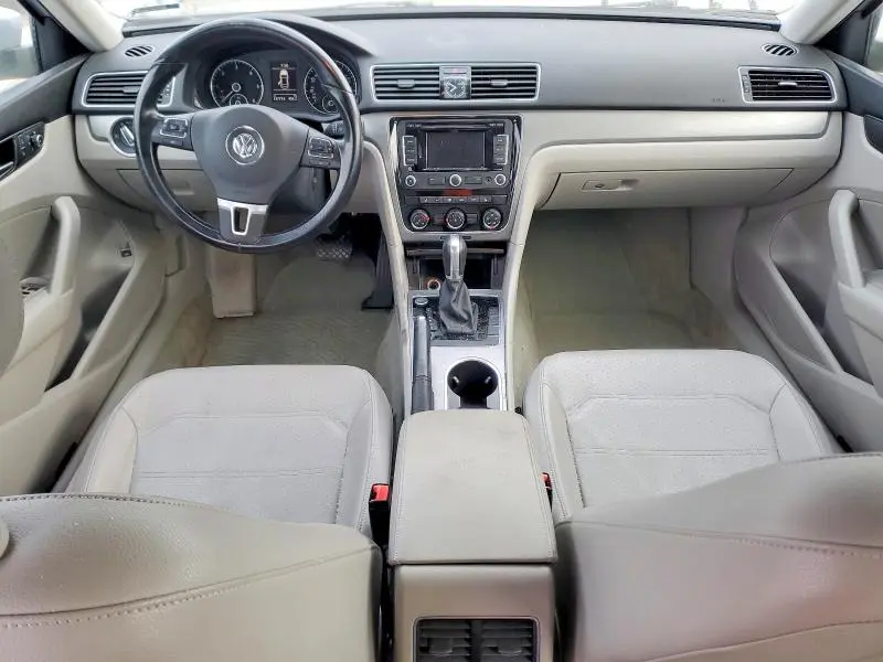 2014 VOLKSWAGEN PASSAT SE  