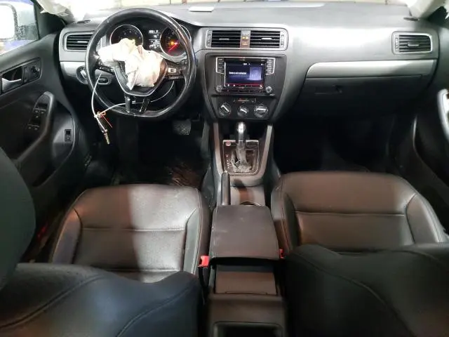 2016 VOLKSWAGEN JETTA SE  