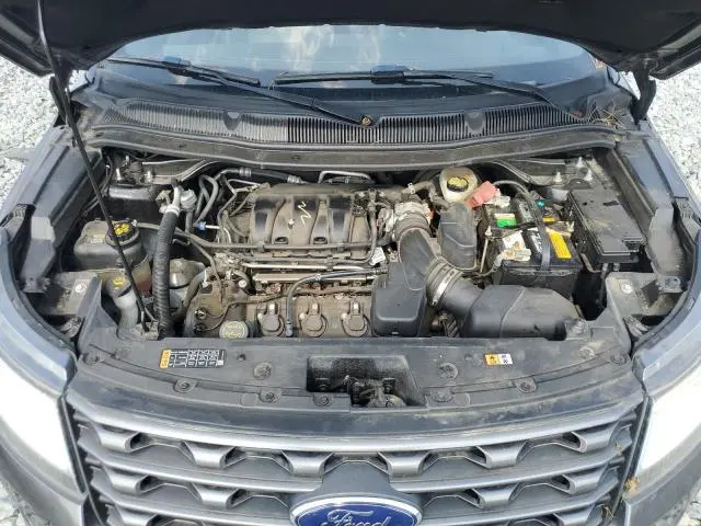 2017 FORD EXPLORER XLT  