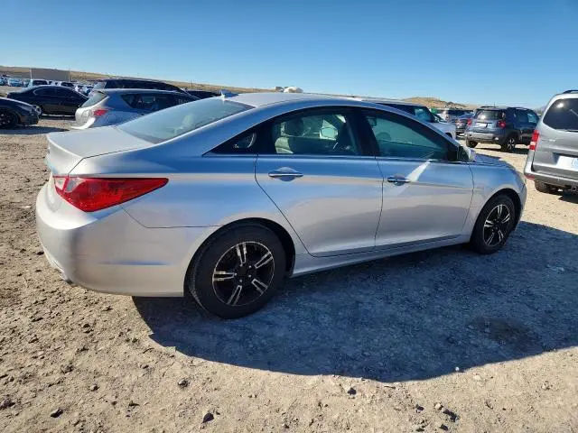 2012 HYUNDAI SONATA SE  