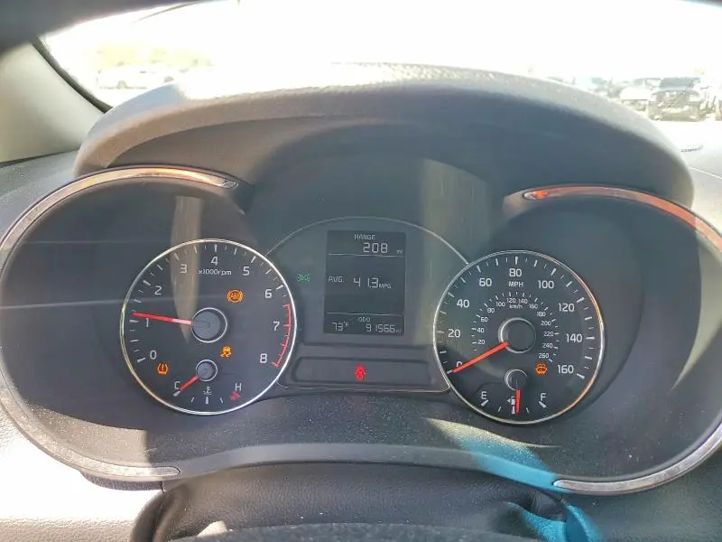 2017 KIA FORTE LX  