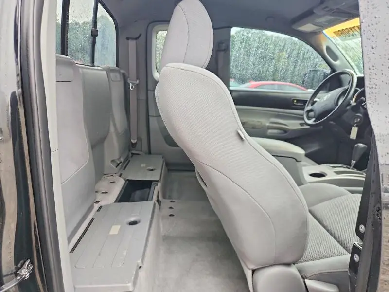 2010 TOYOTA TACOMA V6  