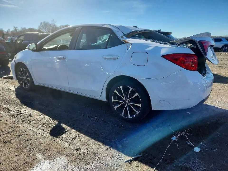 2018 TOYOTA COROLLA XSE  