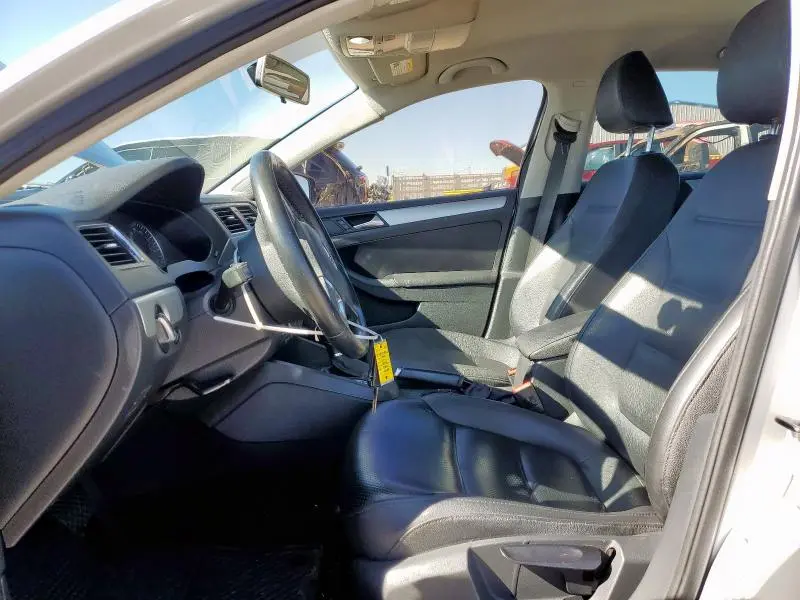 2012 VOLKSWAGEN JETTA TDI  