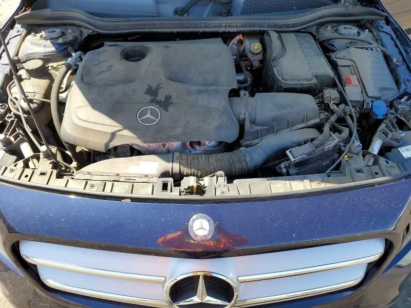 2017 MERCEDES-BENZ GLA 250 4MATIC  