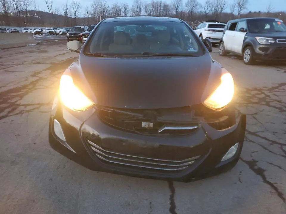 2012 HYUNDAI ELANTRA LIMITED  