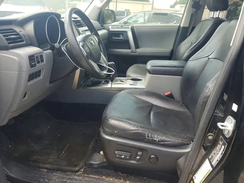 2012 TOYOTA 4RUNNER SR5  