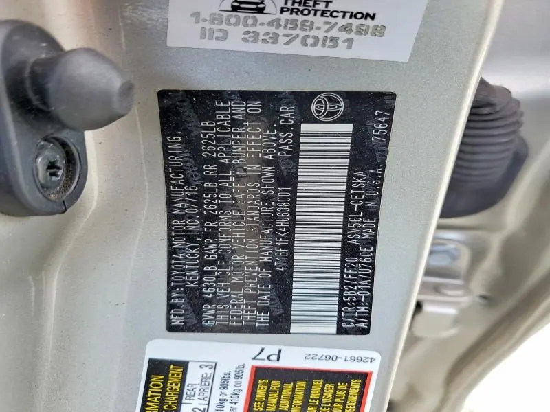 2017 TOYOTA CAMRY SE  