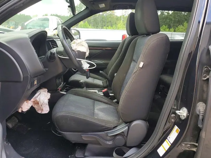 2018 MITSUBISHI OUTLANDER SE  