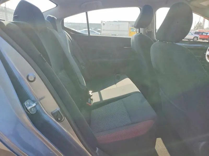 2024 NISSAN VERSA SR  