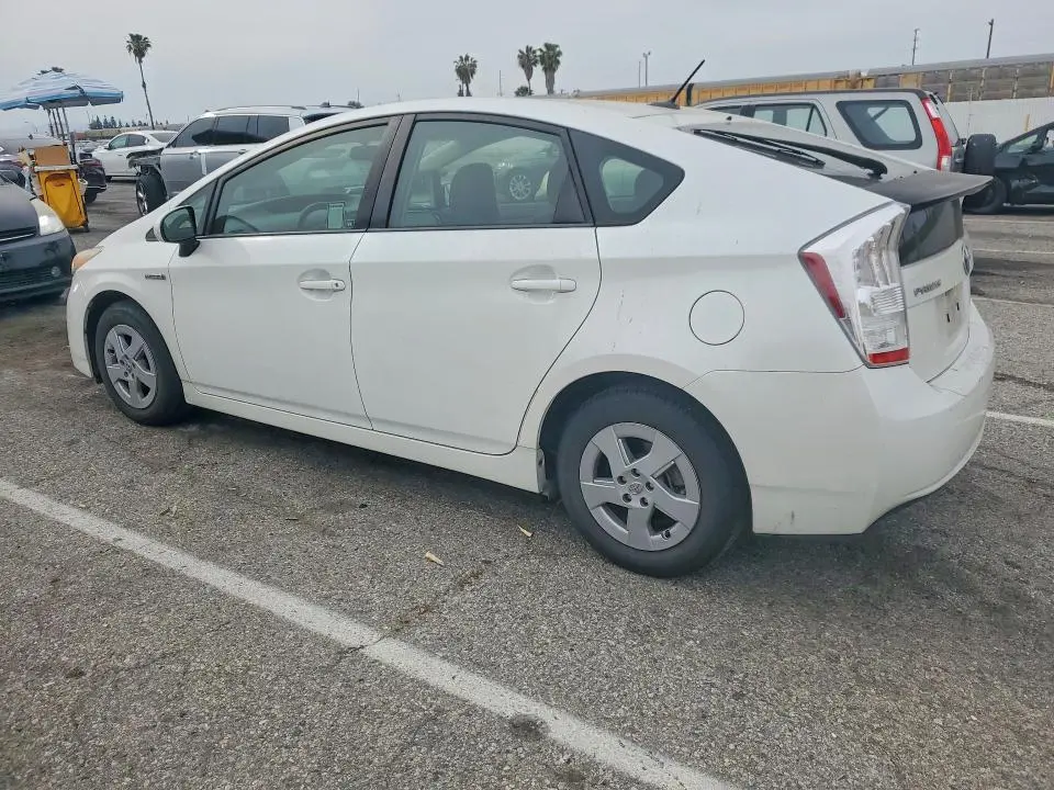 2011 TOYOTA PRIUS   