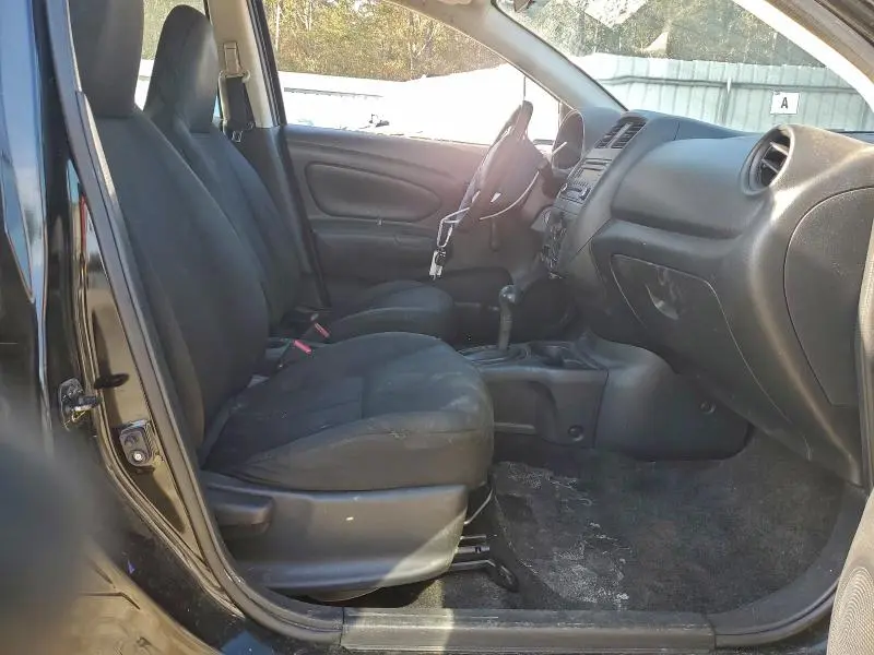 2016 NISSAN VERSA S  