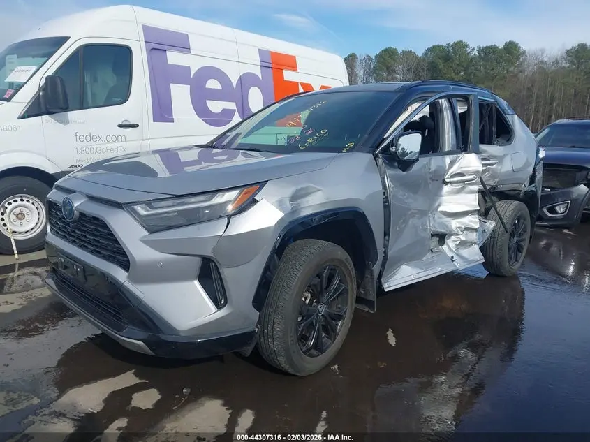 2022 TOYOTA RAV4 HYBRID XSE