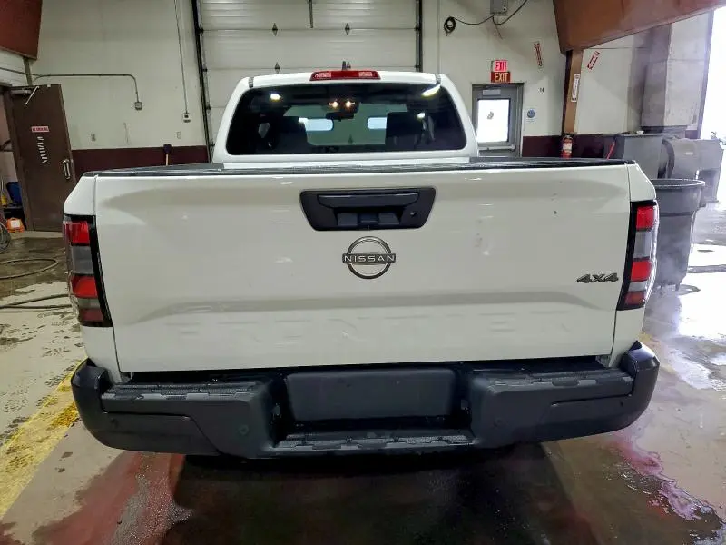 2023 NISSAN FRONTIER S  