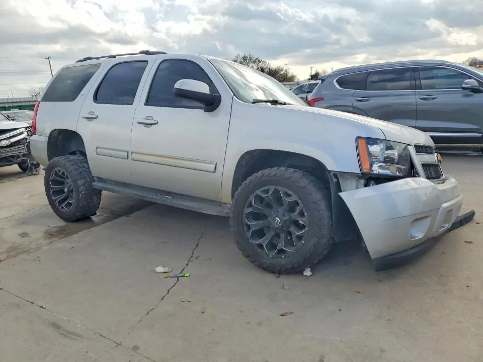 2011 CHEVROLET TAHOE K1500 LT  