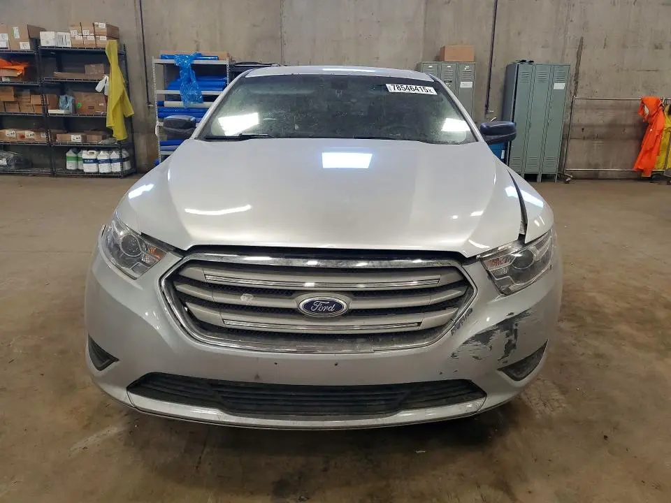 2016 FORD TAURUS SE  