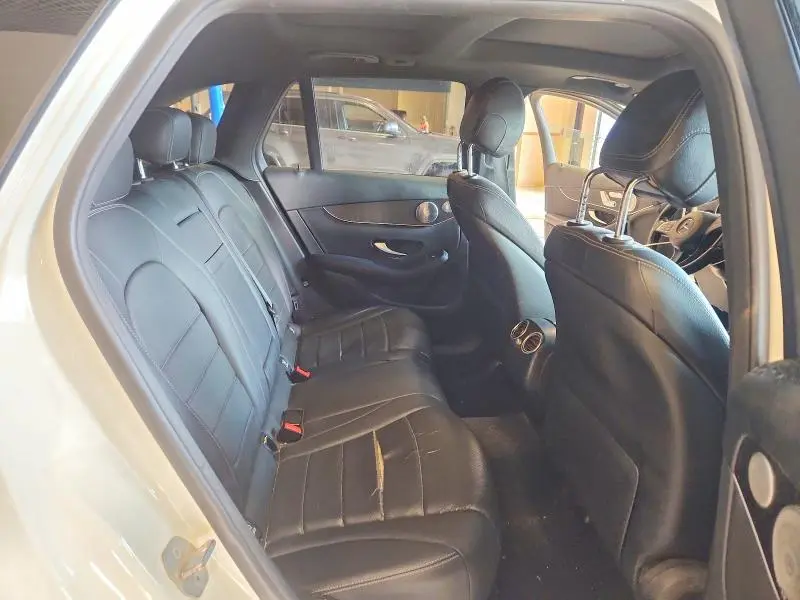 2018 MERCEDES-BENZ GLC 300 4MATIC  