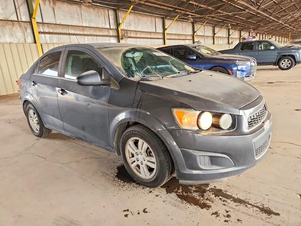 2015 CHEVROLET SONIC LT  