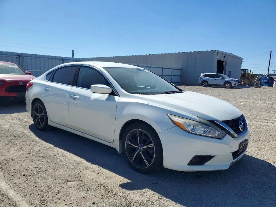 2016 NISSAN ALTIMA 2.5 SR  