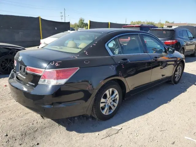 2011 HONDA ACCORD SE  