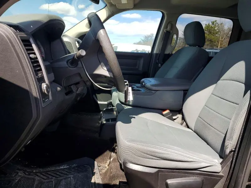 2014 RAM 1500 ST  