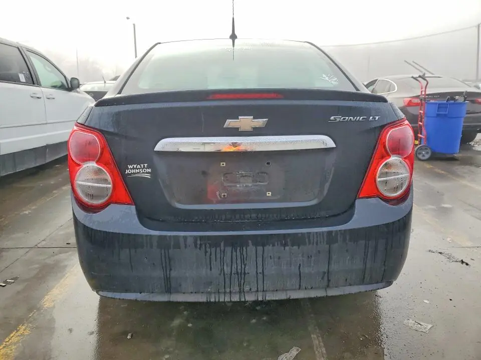 2013 CHEVROLET SONIC LT  