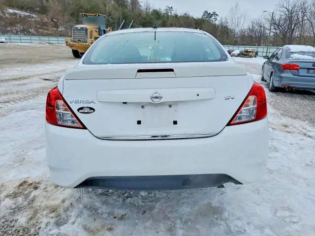 2018 NISSAN VERSA S  