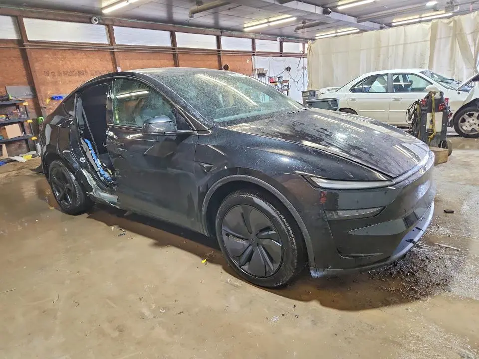 2026 TESLA MODEL Y   