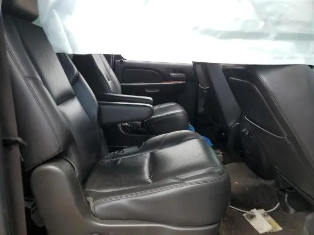 2013 GMC YUKON XL K1500 SLT  