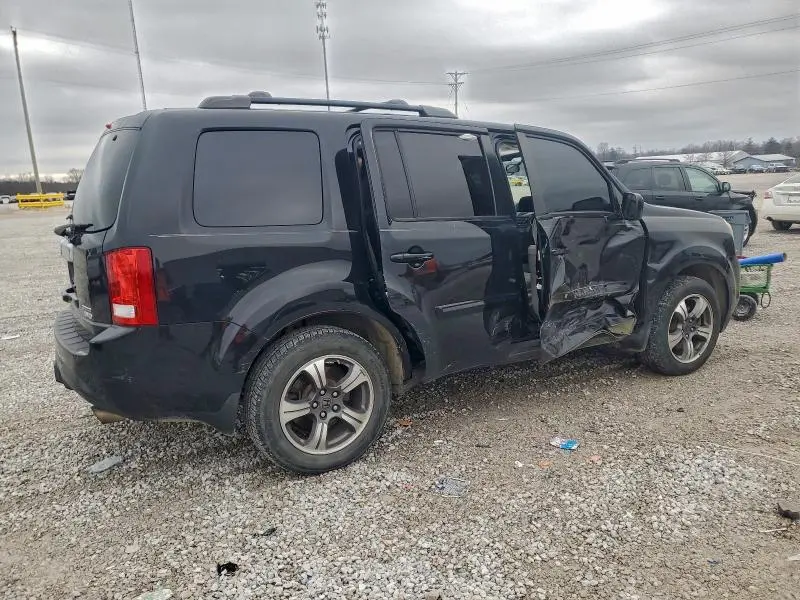 2015 HONDA PILOT SE  