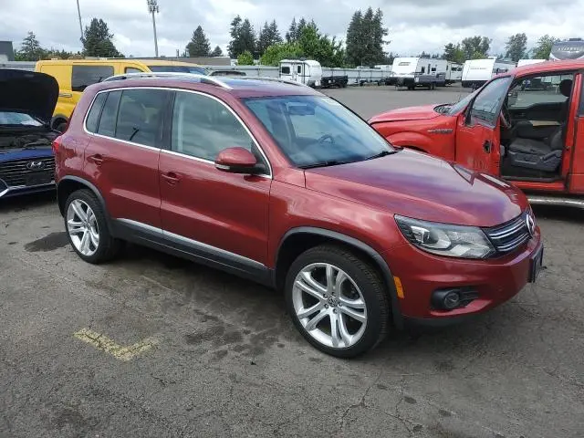 2012 VOLKSWAGEN TIGUAN S  